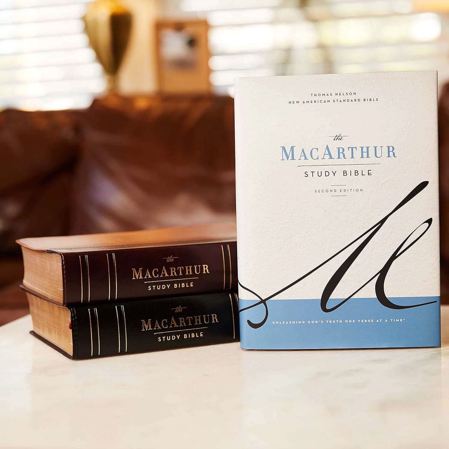 NASB, MacArthur Study Bible, 2nd Edition, Genuine Leather, Black, Comfort Print: Unleashing God's Truth One Verse at a Time Leather Bound – Import - Image 4