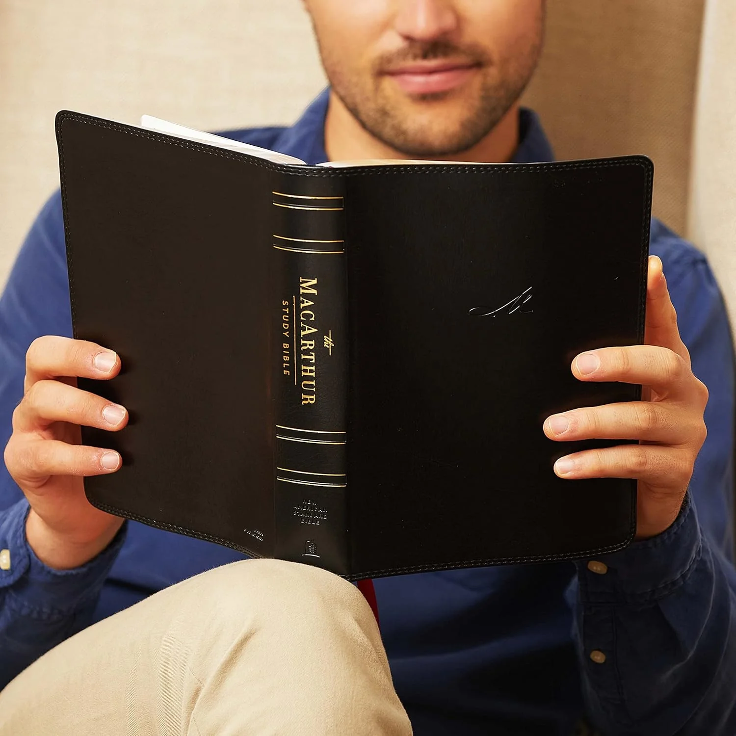 NASB, MacArthur Study Bible, 2nd Edition, Genuine Leather, Black, Comfort Print: Unleashing God's Truth One Verse at a Time Leather Bound – Import - Image 2